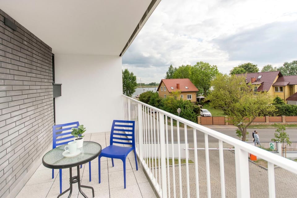 Property building, View (from property/room), Balcony/Terrace