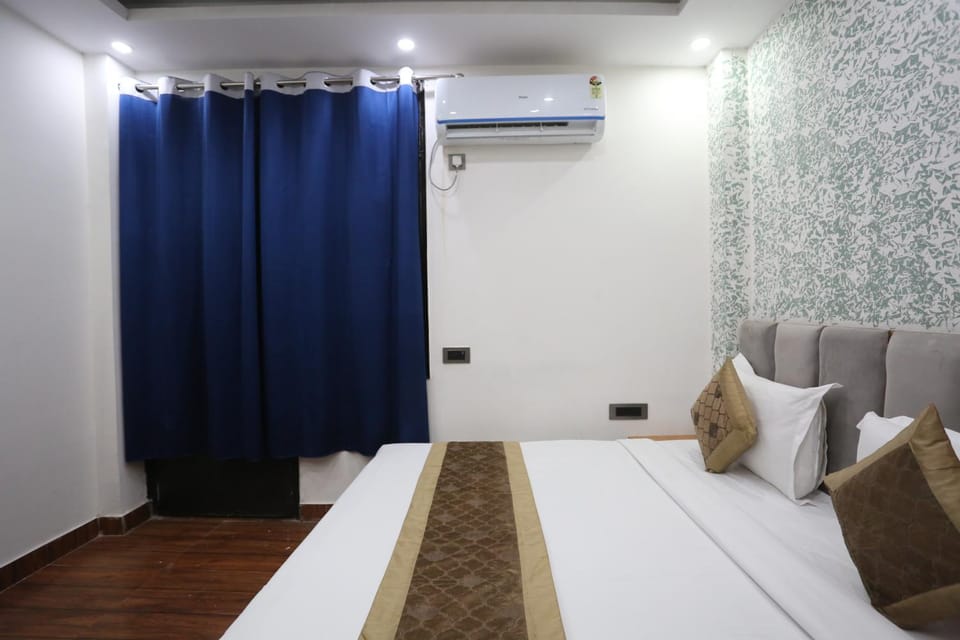 Bed, Bedroom, internet