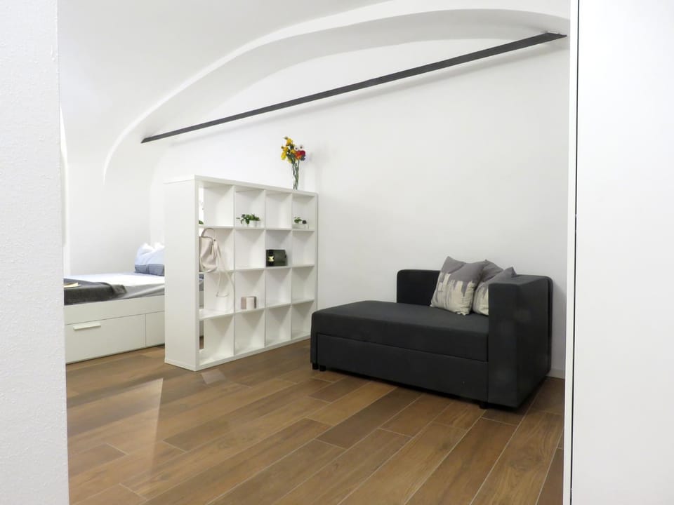 Bed, Living room, Bedroom