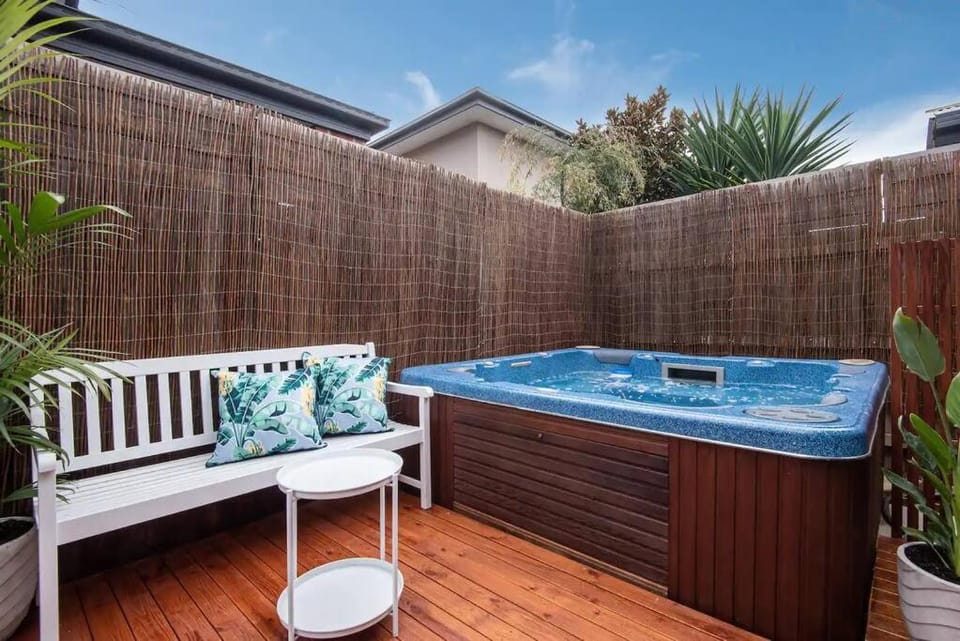 Hot Tub, Spa and wellness centre/facilities