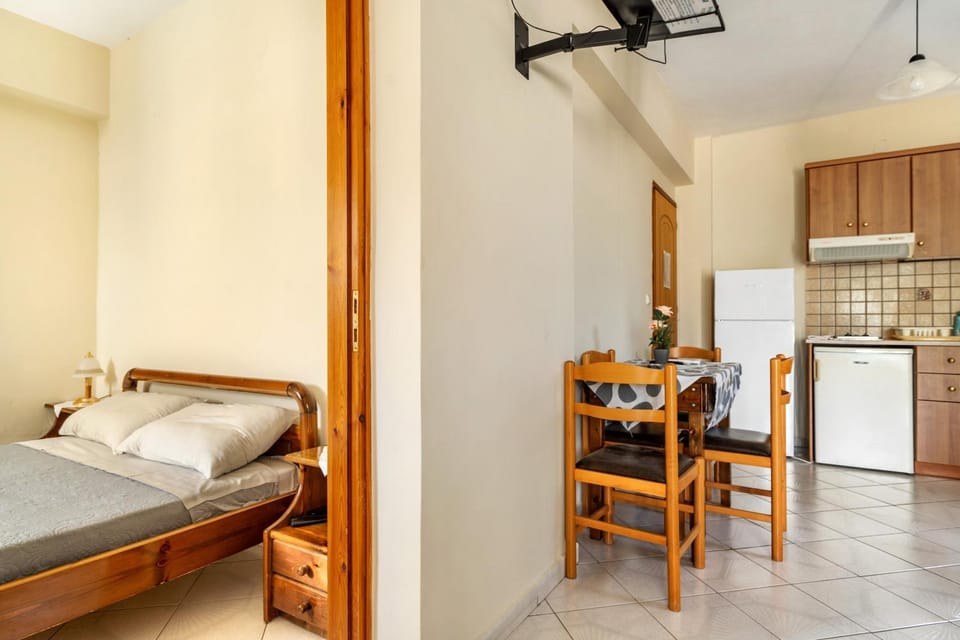 Property building, Living room, Bedroom