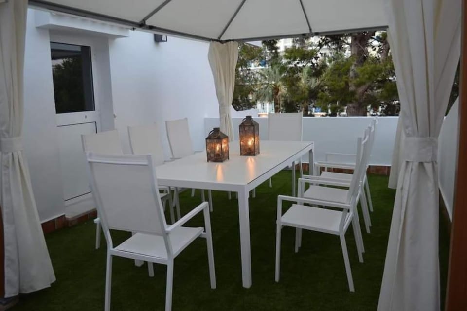 Patio, Balcony/Terrace, Dining area