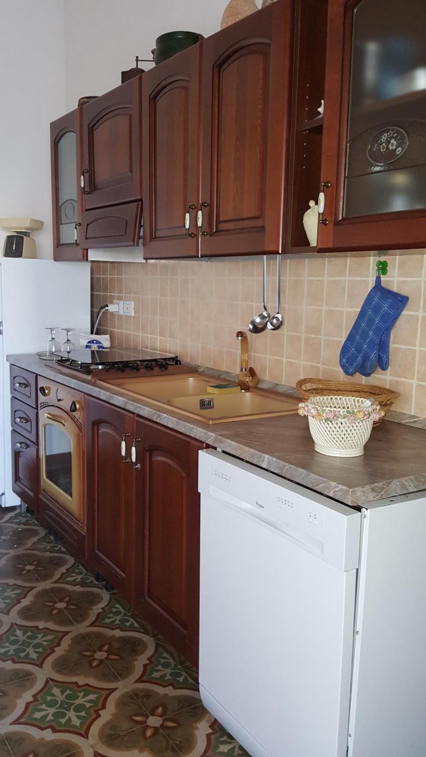 Kitchen or kitchenette