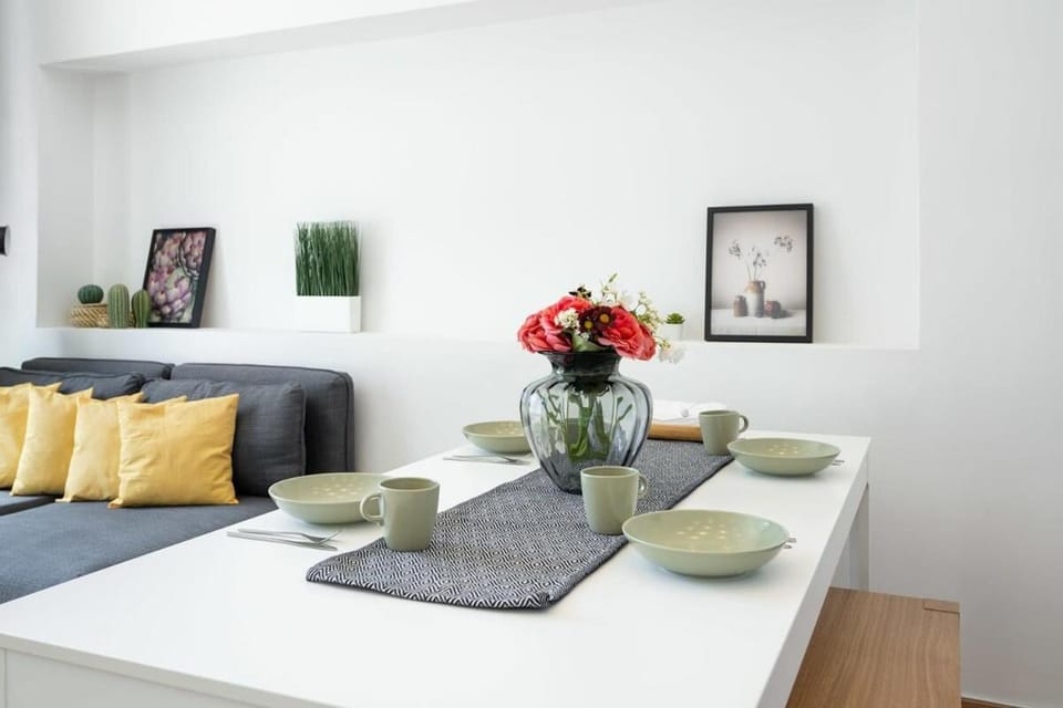 Oktoberfest Oasis for up to 12 Apartment in Munich