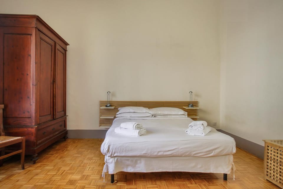 Bedroom, wardrobe