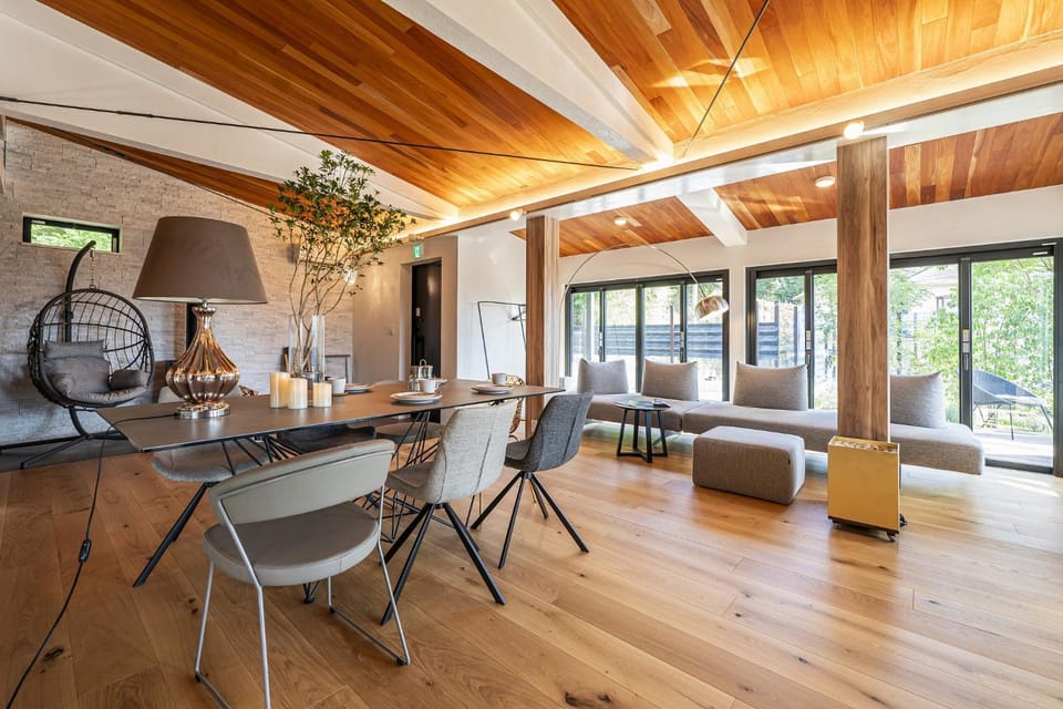View (from property/room), Living room, Dining area