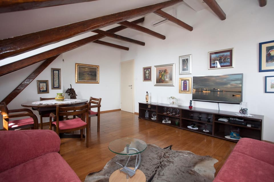 Apartment Split Belvedere Apartment in Split