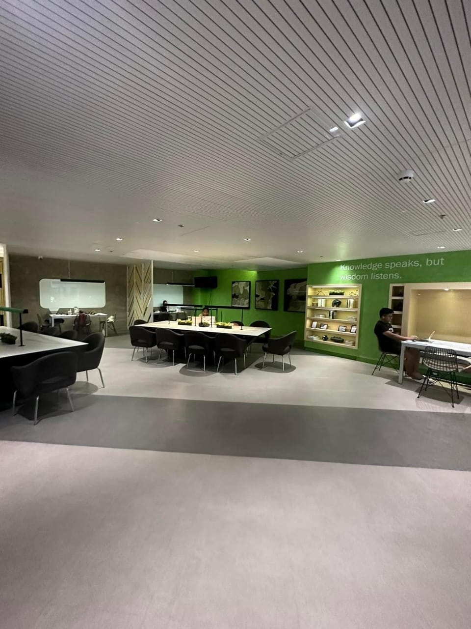 Seating area