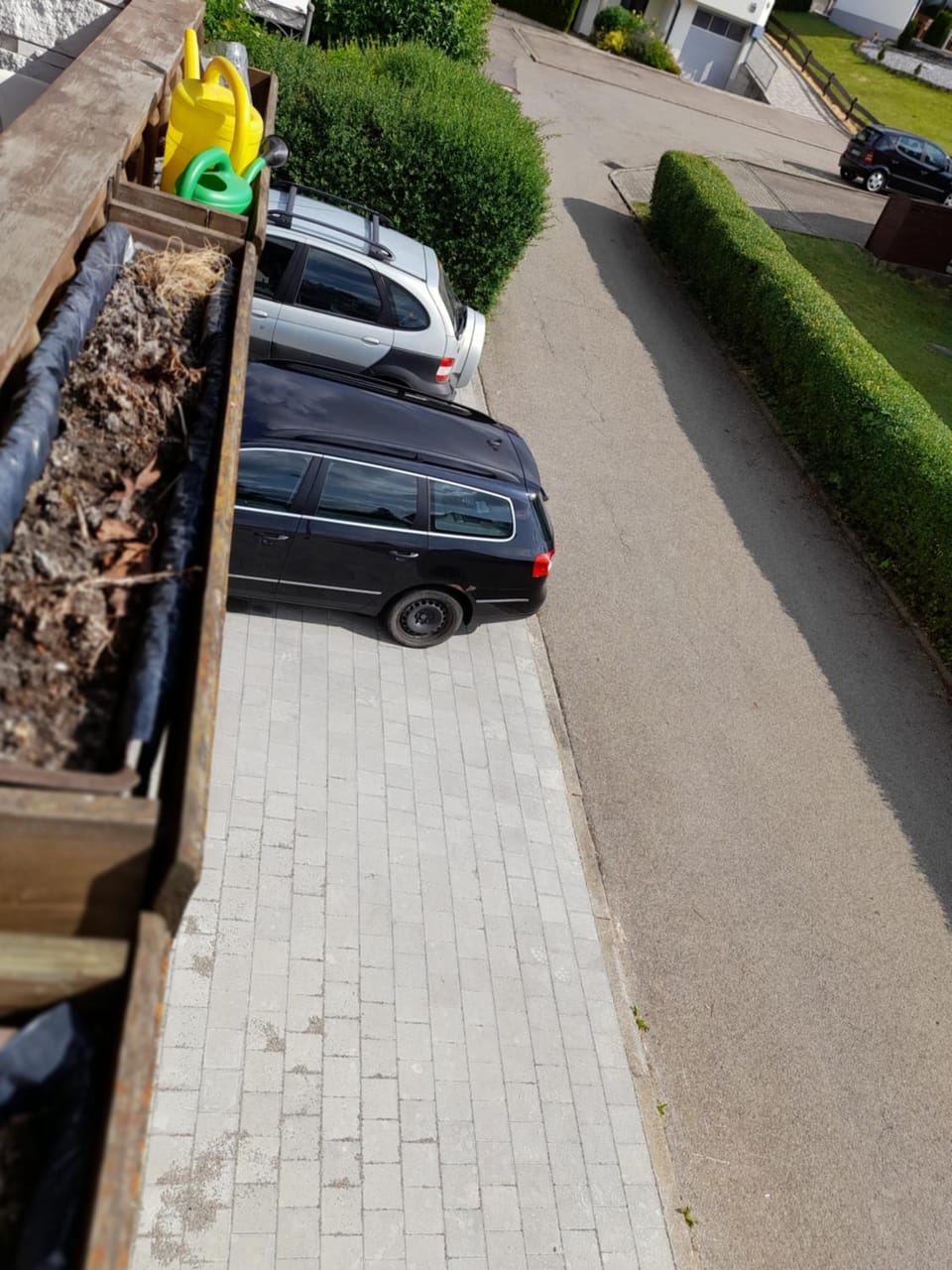 Neighbourhood, View (from property/room), Parking