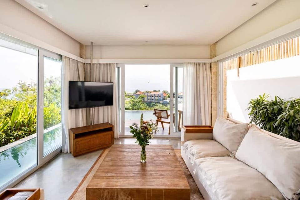 Communal lounge/ TV room, TV and multimedia, View (from property/room), Balcony/Terrace, Living room, Seating area, Evening entertainment