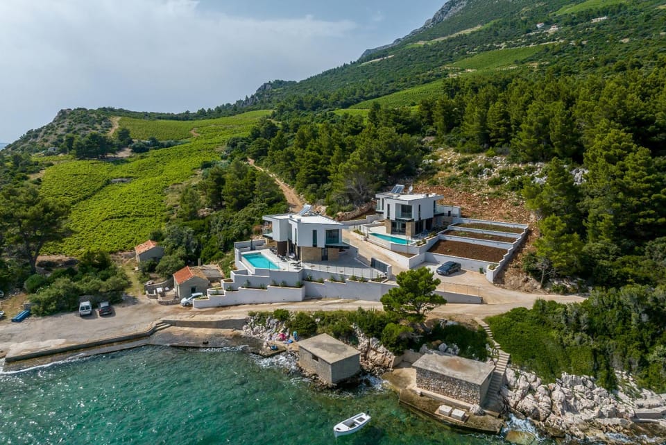 Property building, Sea view