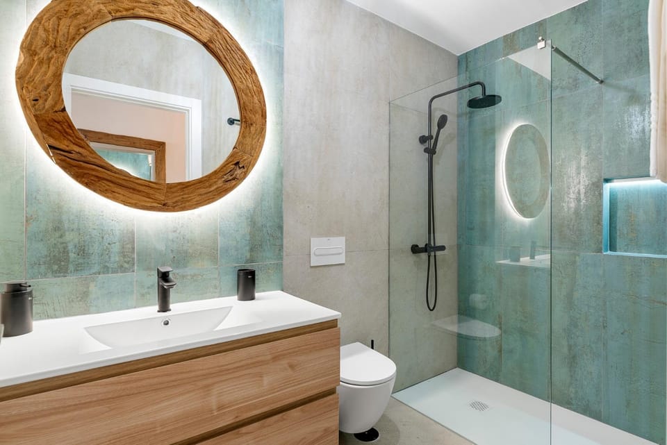Shower, Bathroom