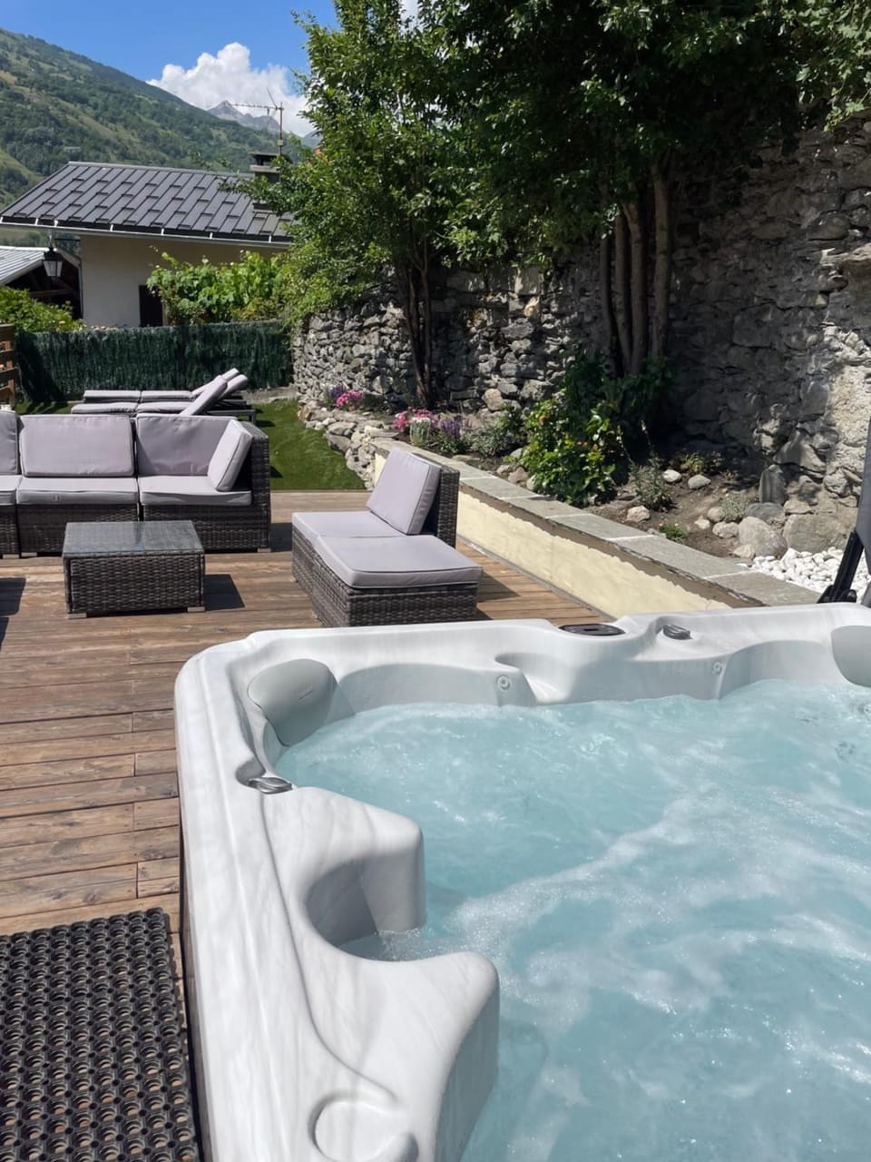 Hot Tub, Hot Tub, Balcony/Terrace