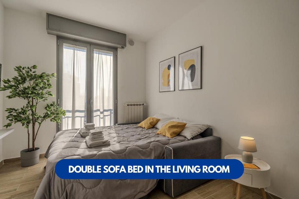 Bed, TV and multimedia, View (from property/room), View (from property/room), Living room, City view, City view, Garden view, Garden view, heating, heating, internet, internet, air conditioner, air conditioner