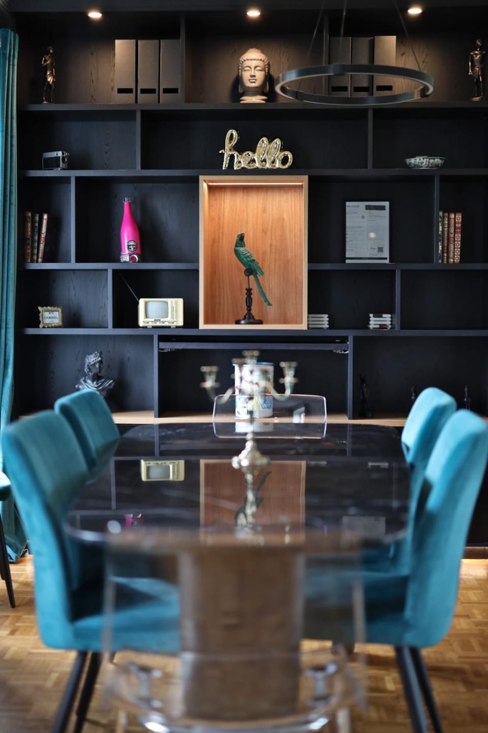 Living room, Seating area, Dining area