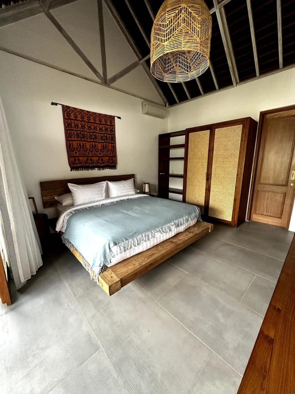 Bed, Photo of the whole room, Bedroom, wardrobe