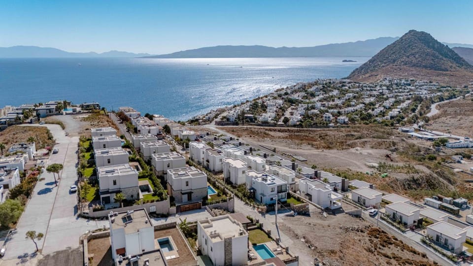 Elegant Villa Private Pool & Stunning Views Villa in Muğla Province