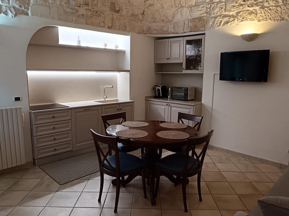 Trullo Ronzicchio House in Province of Taranto
