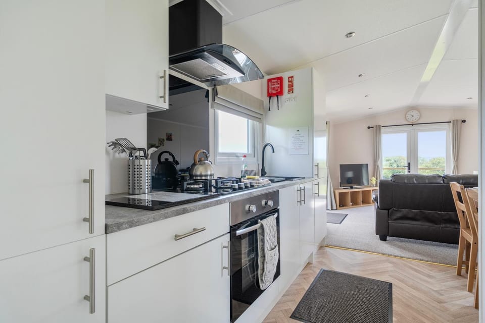Tor Lodge, Oak Tree Lane Luxury tent in West Devon District