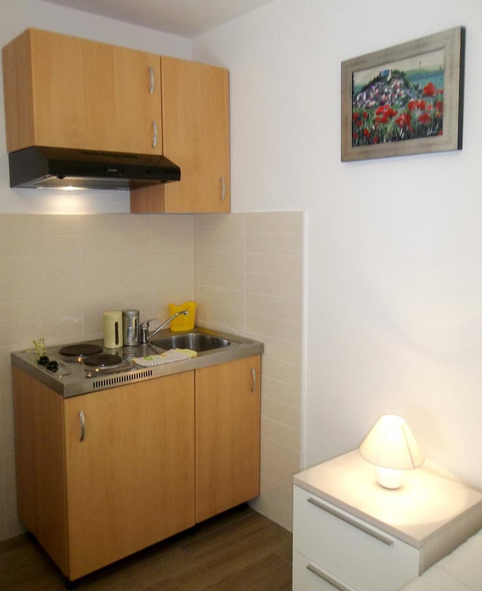 Kitchen or kitchenette, Other