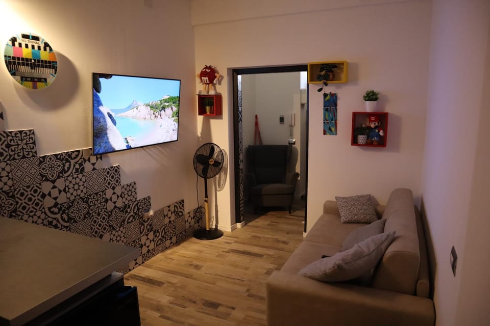 TV and multimedia, Seating area