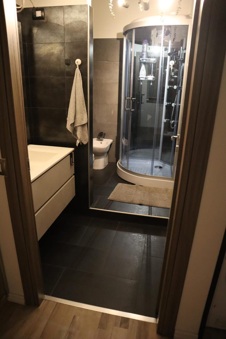 Shower, Bathroom