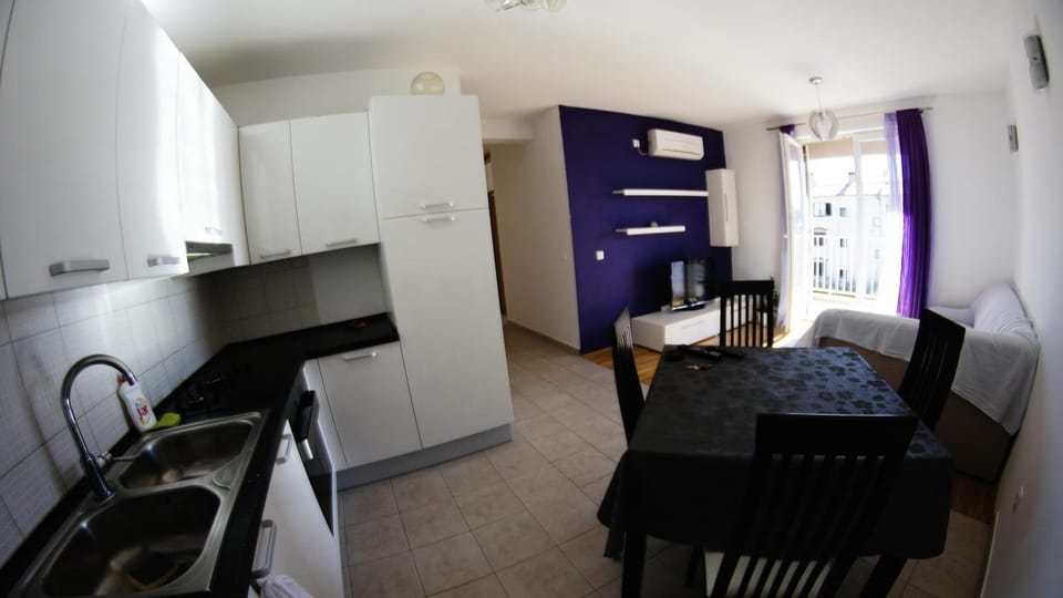 Apartment Velcic Apartment in Cres