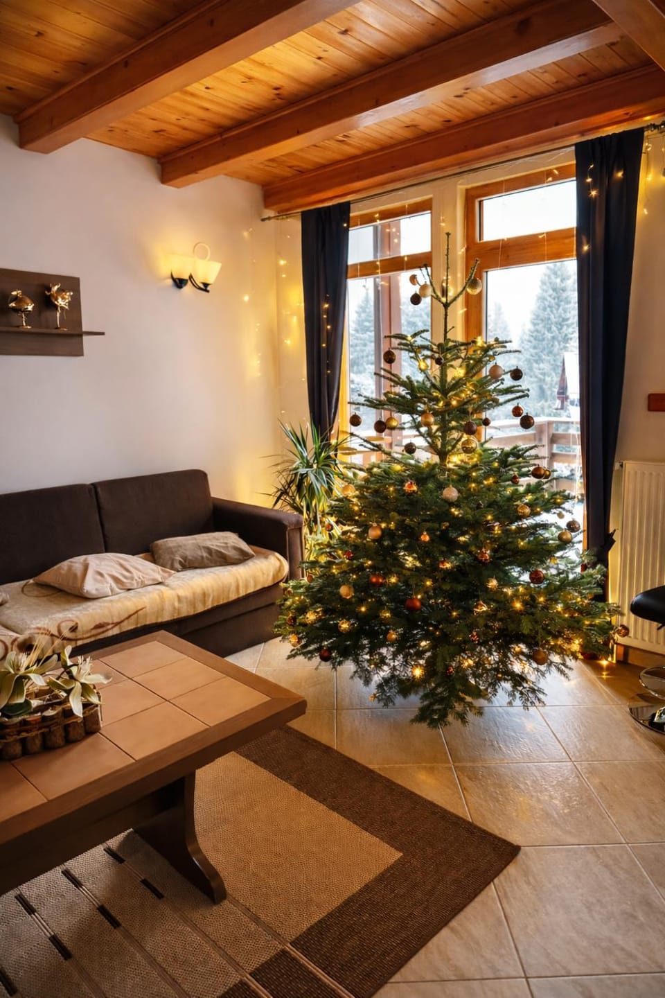 Day, Living room