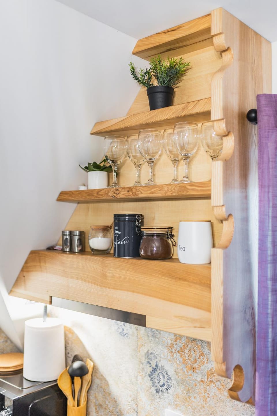 Coffee/tea facilities, Kitchen or kitchenette