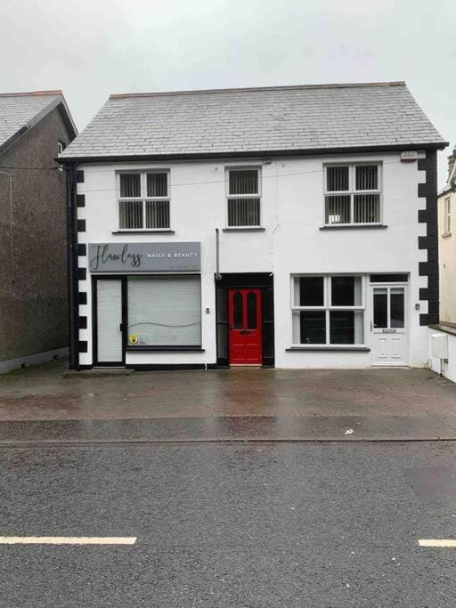 Newly refurbished village flat Apartment in Northern Ireland