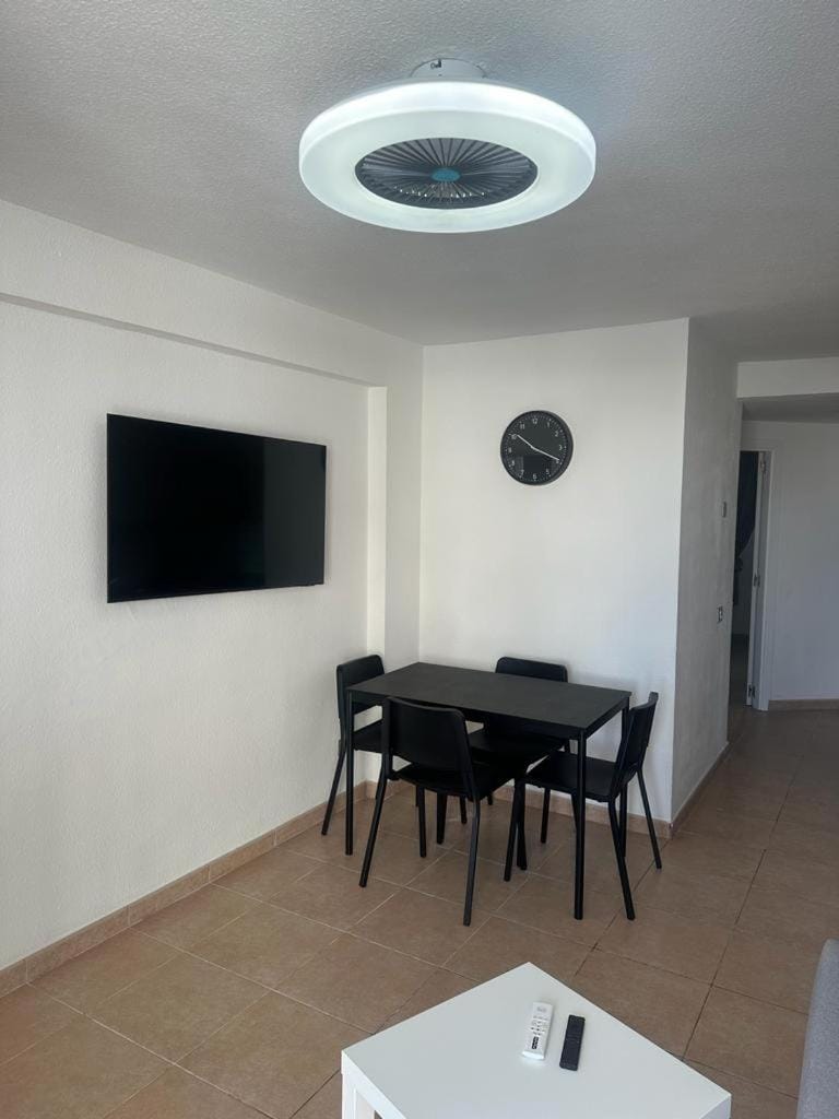 Alexander Home, Los Cristianos Apartment in Los Cristianos