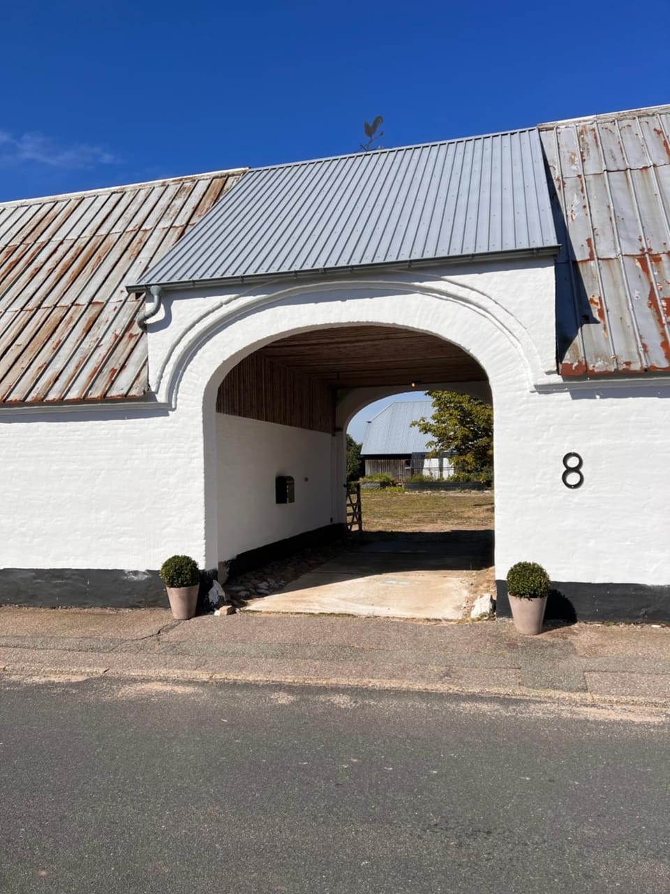 Property building, Facade/entrance