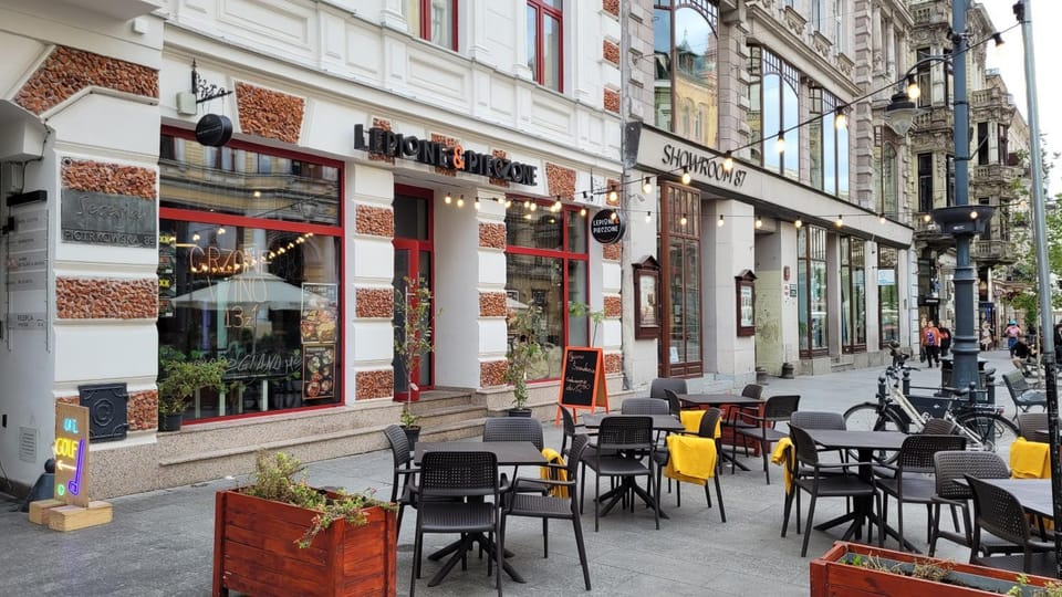 Restaurant/places to eat