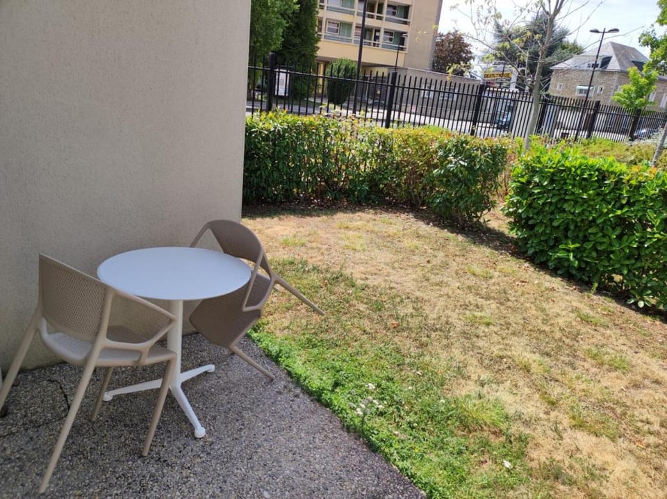 Patio, Balcony/Terrace