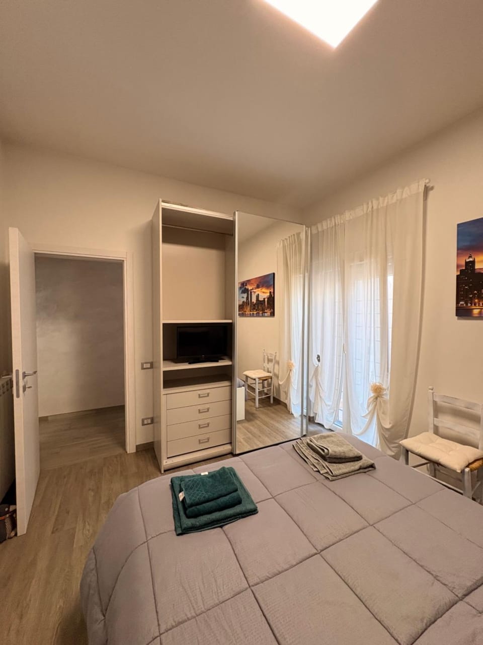 TV and multimedia, Bedroom