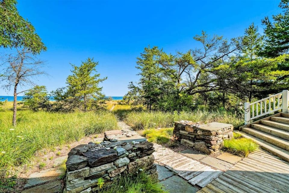Blue Bear House in Glen Arbor