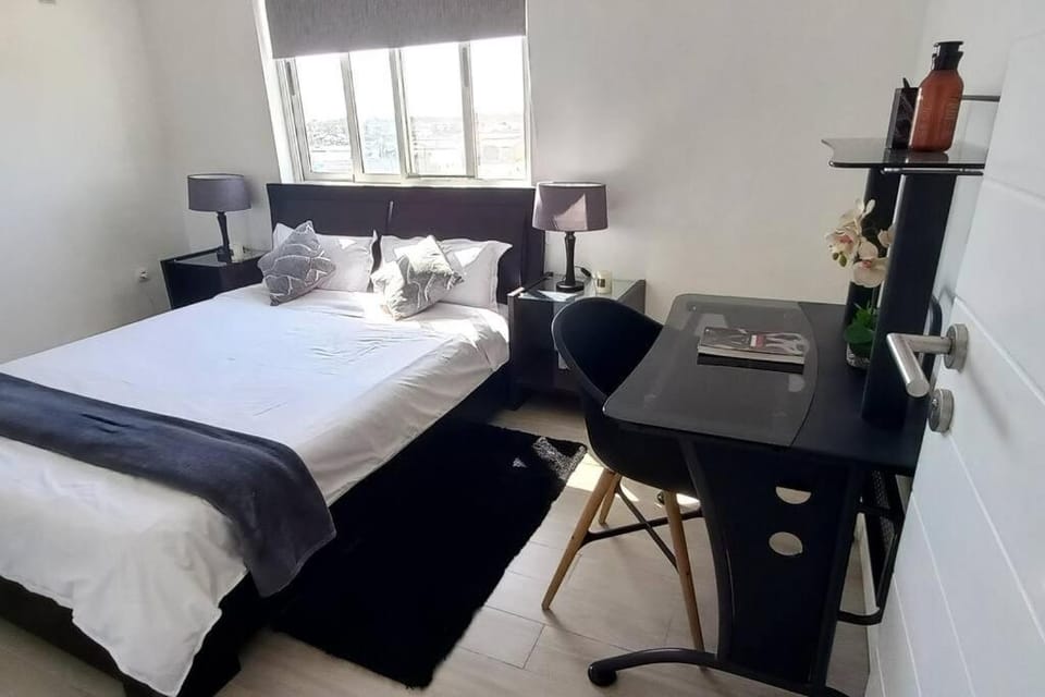 Bed, Photo of the whole room, Bedroom, hair dresser