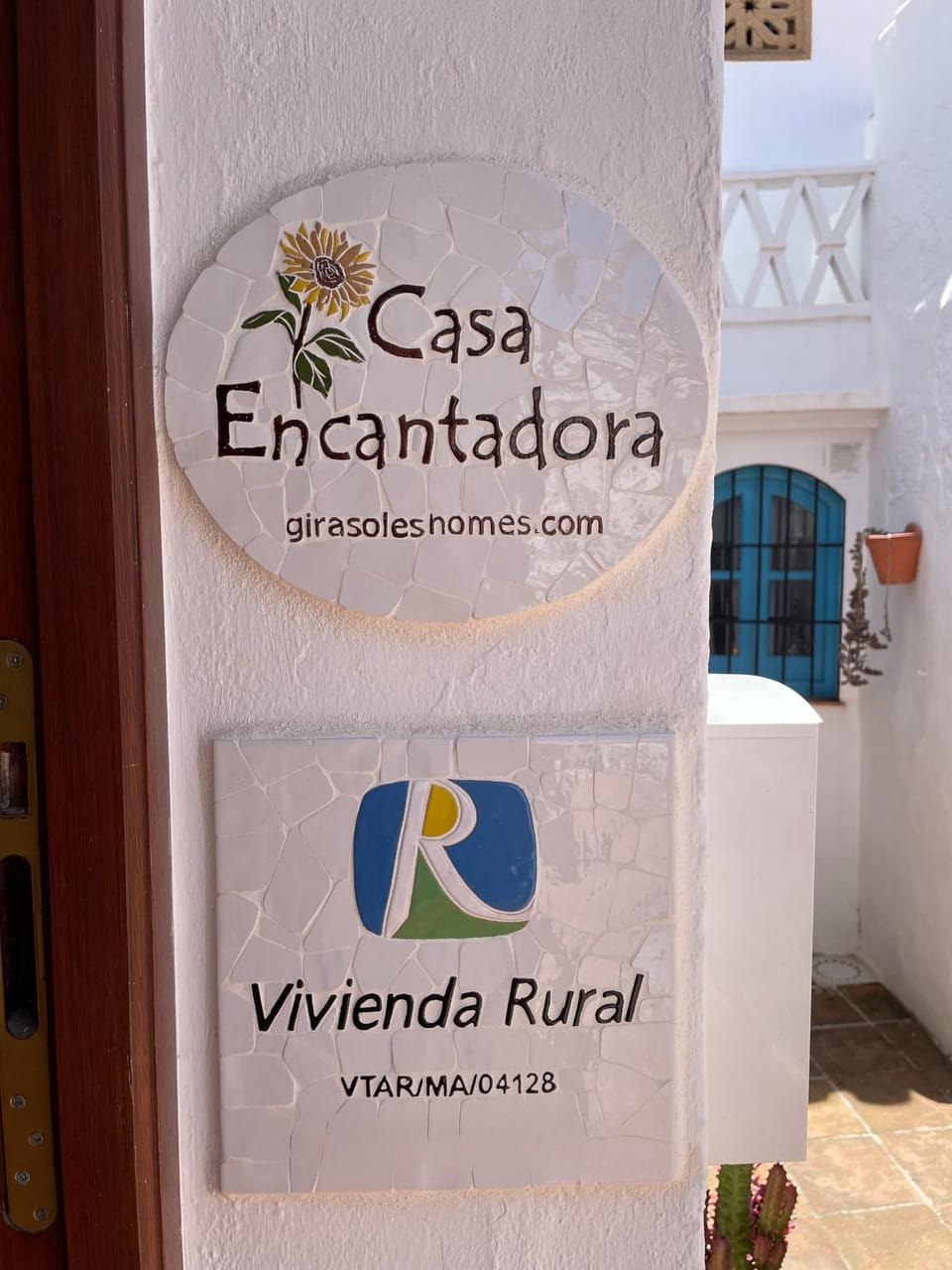 Property building, Property logo or sign