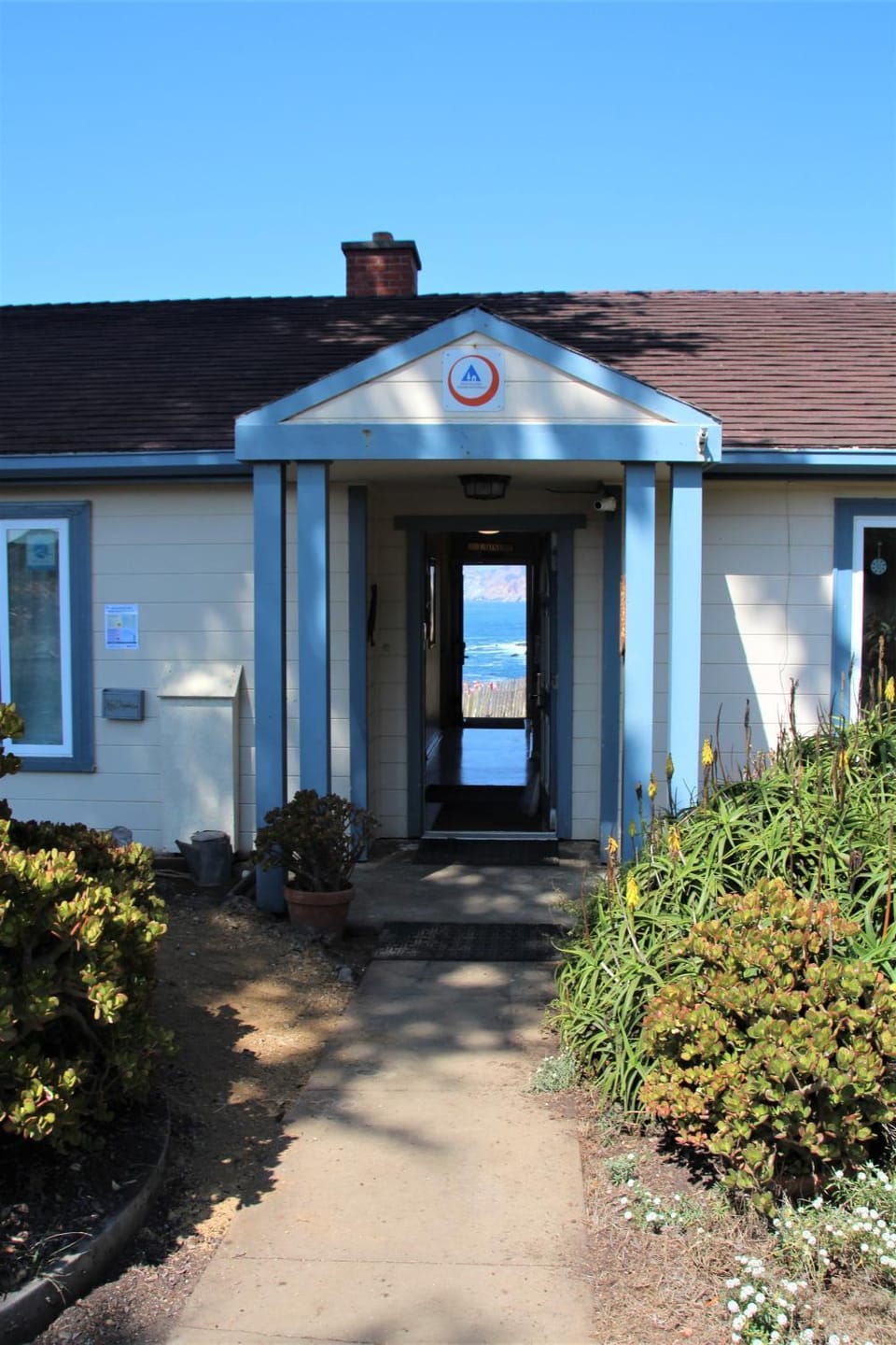 Facade/entrance, Garden view, Sea view