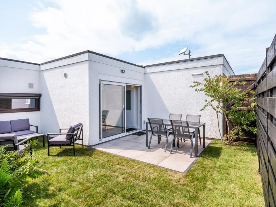 Patio, Garden, Garden view