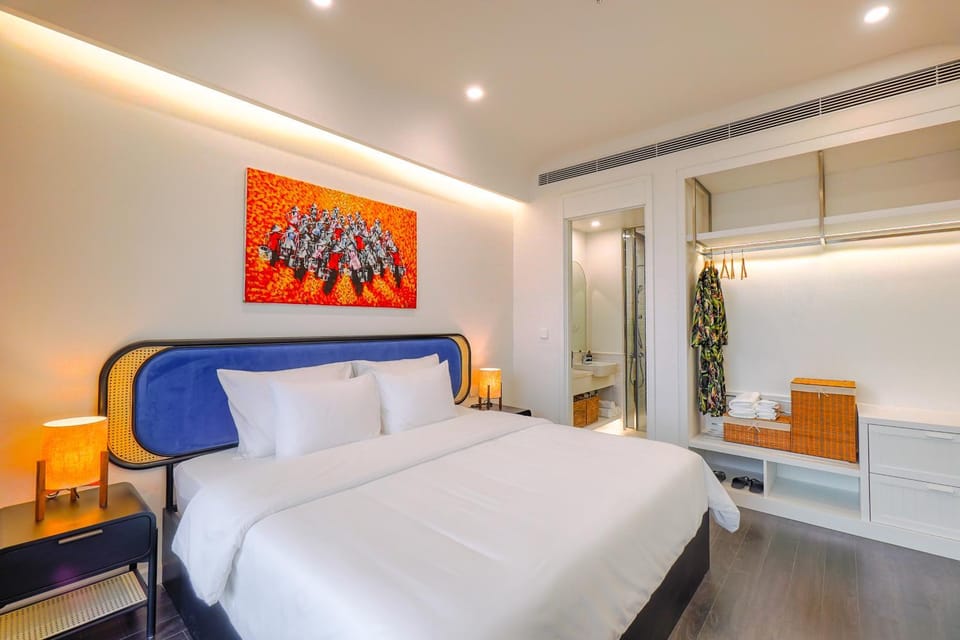 Bed, Photo of the whole room, Bedroom, wardrobe