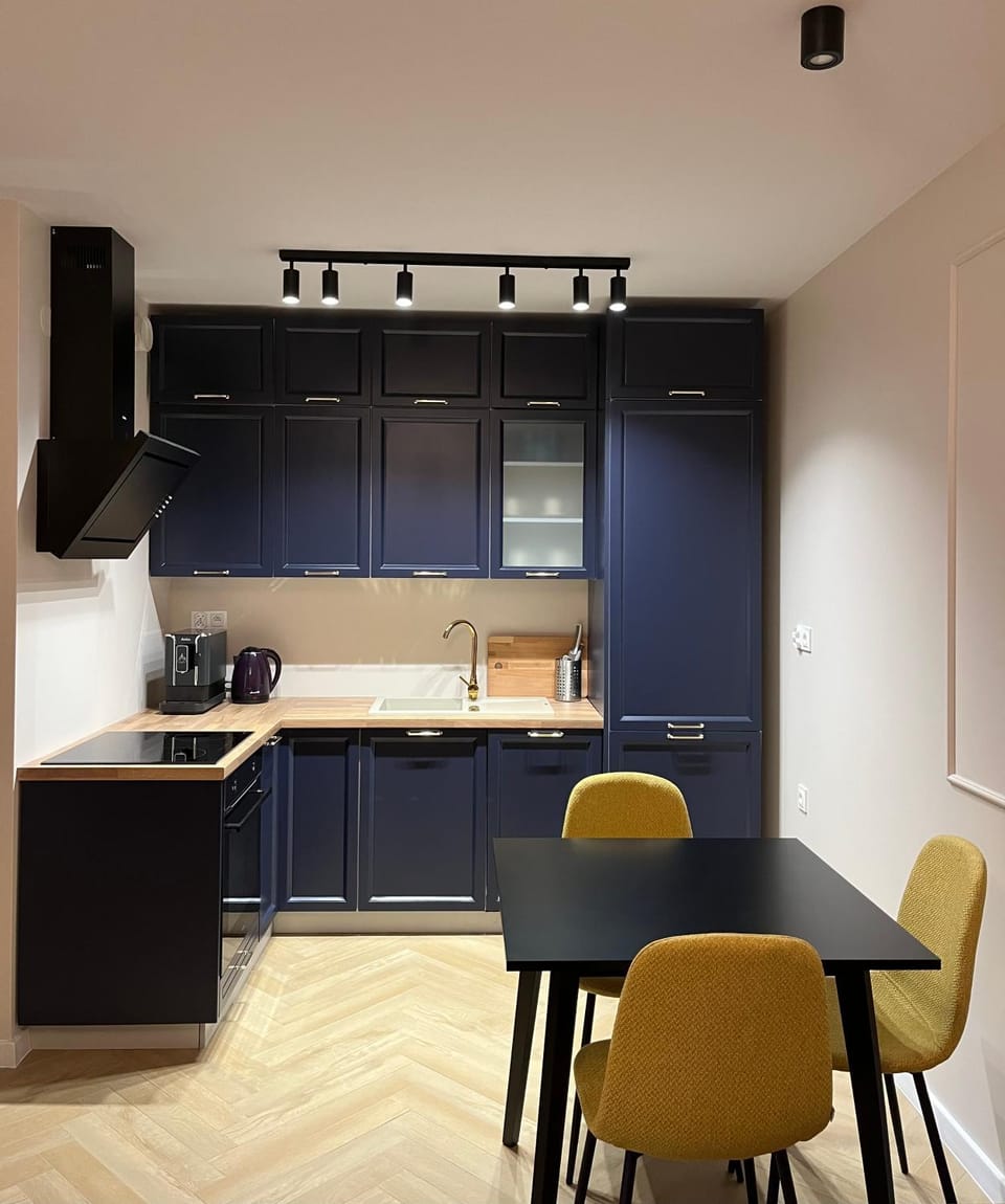 APARTAMENT DISCReeT SLeeP iN CITY CENTER PARKING GARAŻ KOZIA KIELCE Apartment in Poland