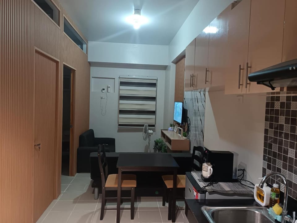 Amanda and Cossette Staycation Apartment in Region of Manila