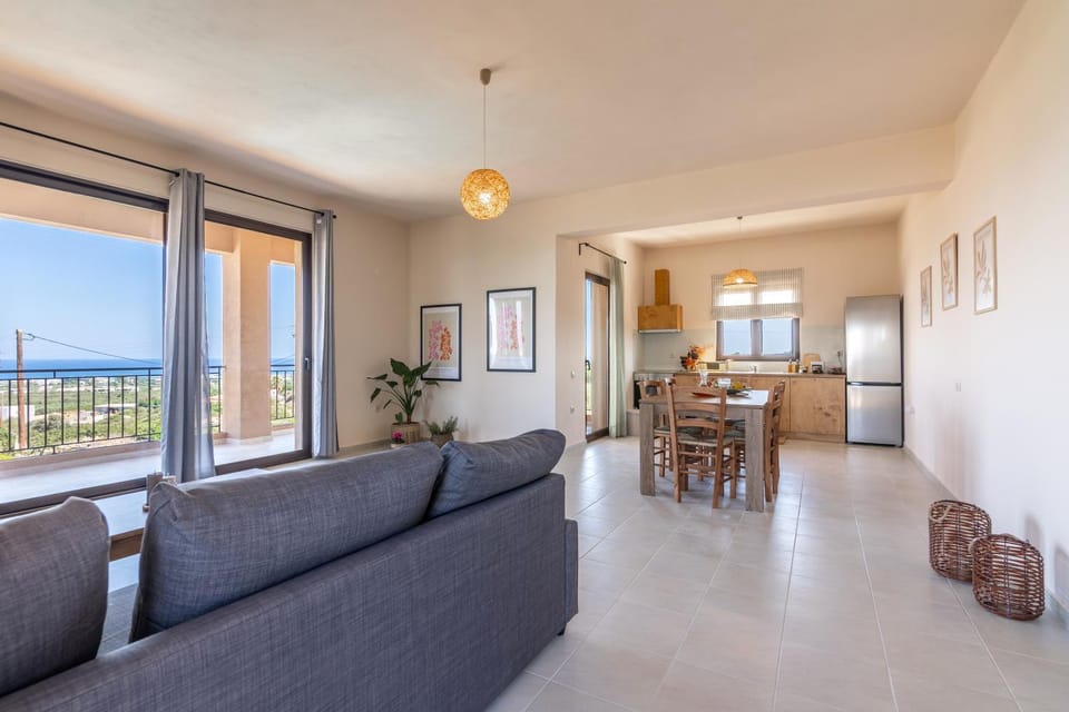 Living room, Dining area, Sea view