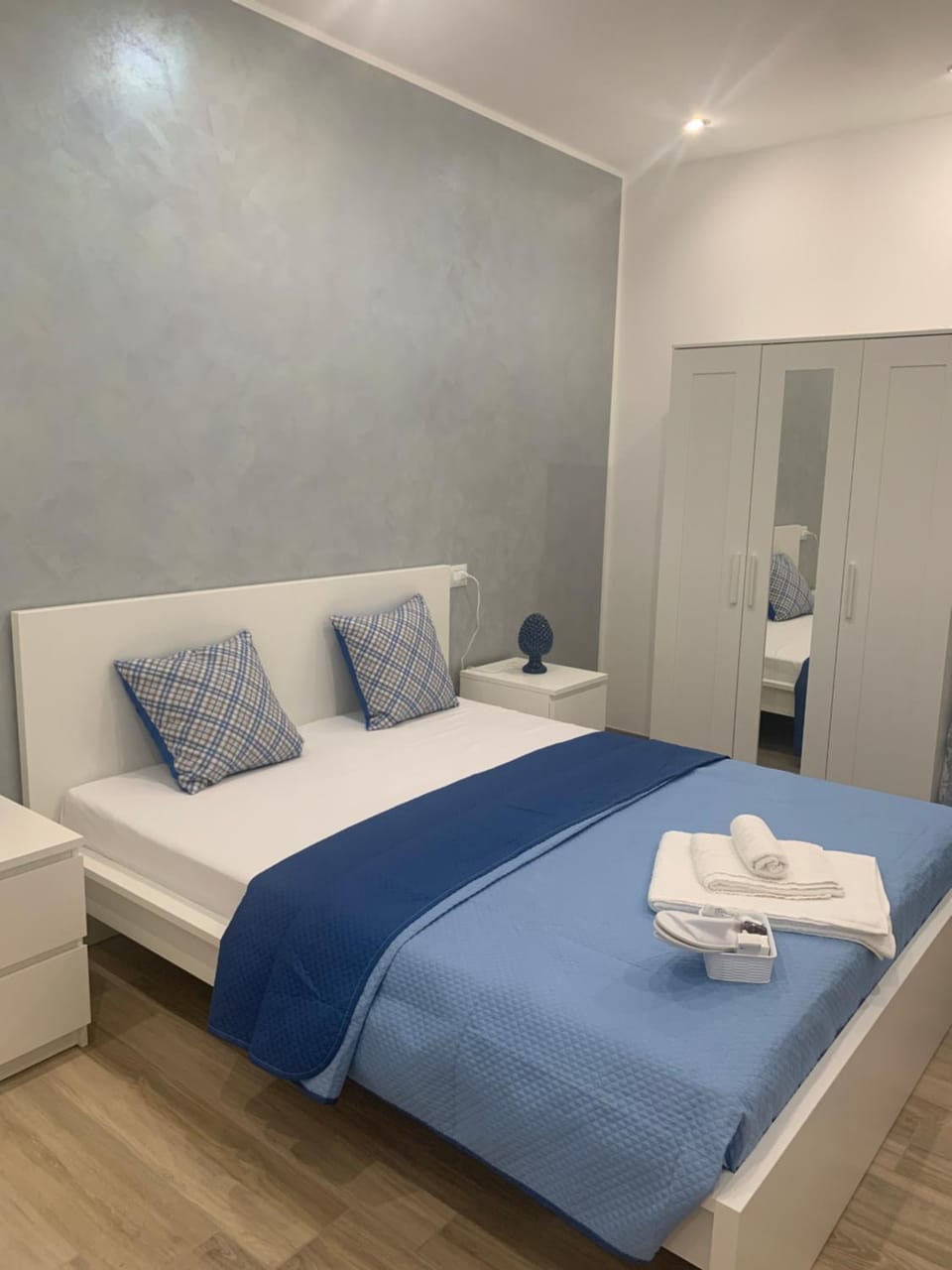 Bed, Photo of the whole room, Bedroom, towels, wardrobe