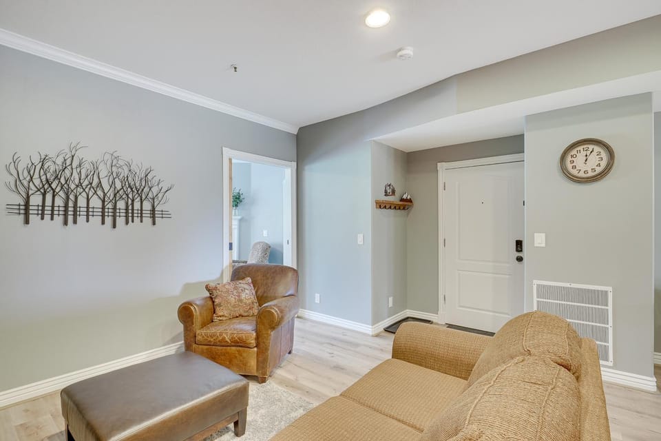 Luxe Midway Condo w/ Golf Course & Mountain Views! House in Midway