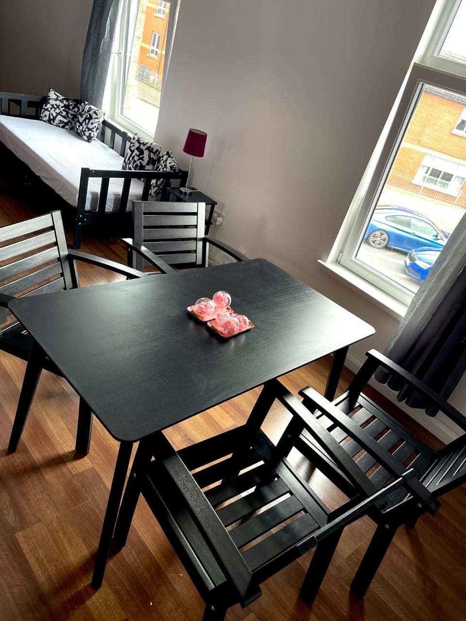 Seating area, Dining area