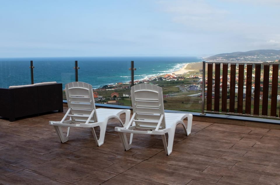 Natural landscape, View (from property/room), Balcony/Terrace, Beach, Sea view, sunbed