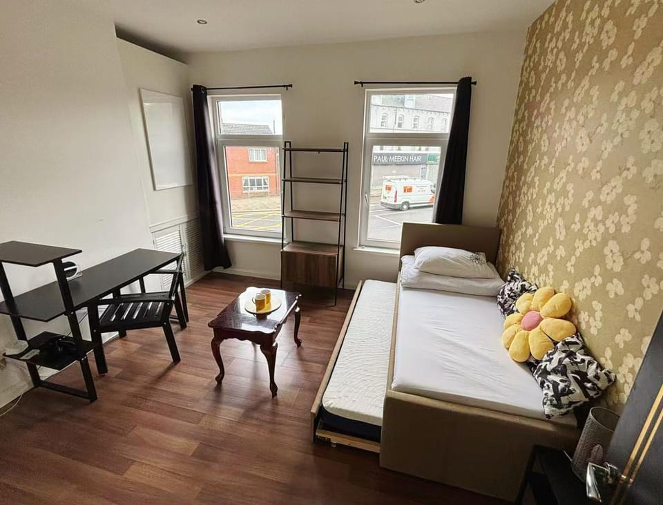 Entire YellowApt near Belfast City Centre - Free parking - Up to 4 guests - 3 beds Apartment in Belfast