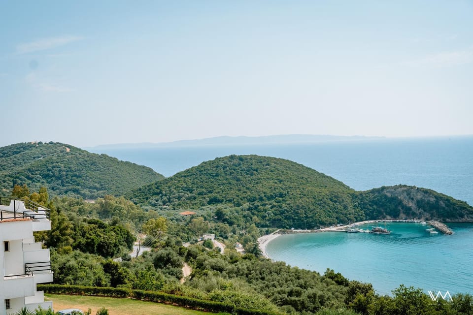 Property building, Natural landscape, Mountain view, Sea view, Swimming pool